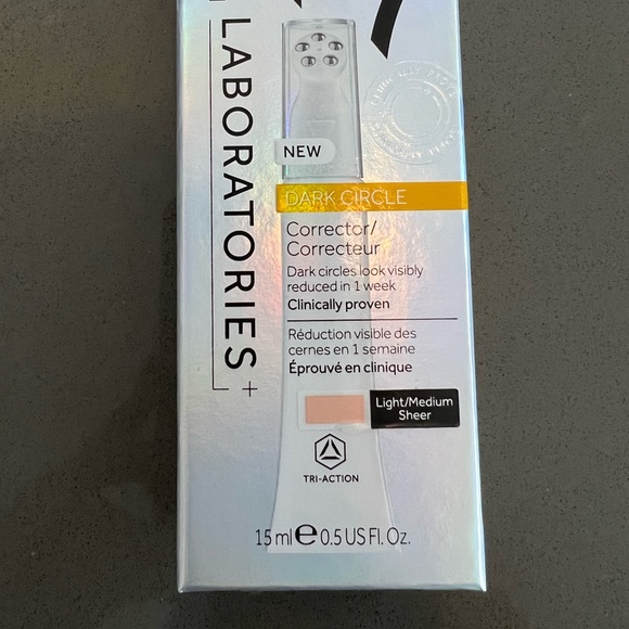 No7 Laboratories Dark Circle Corrector - Picture 2 of 4